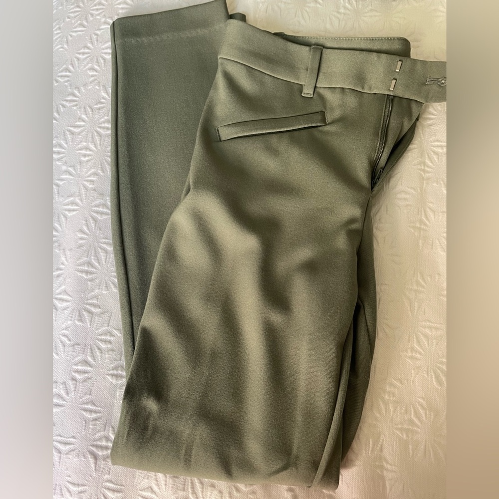 Gap army green trouser size 4
